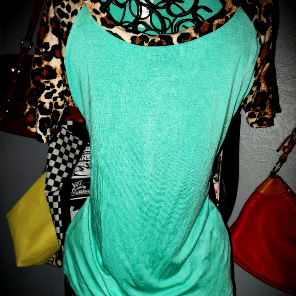 2 for 10 Mint/Leopard Tunic Length Tee Small fits Med never worn